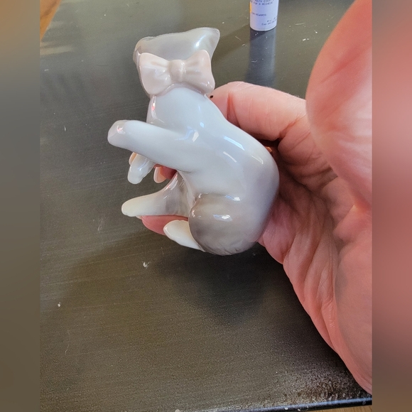 Lladro Kitten and Mouse Figurine - Picture 3 of 8